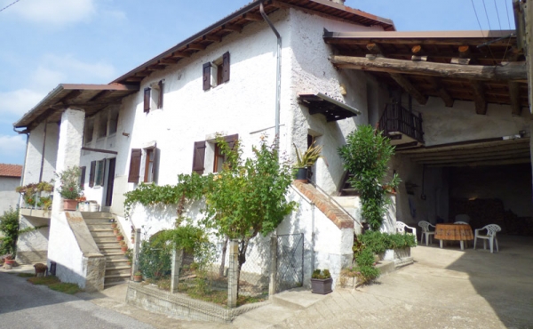 CASCINA VENDITA LANGHE (2)