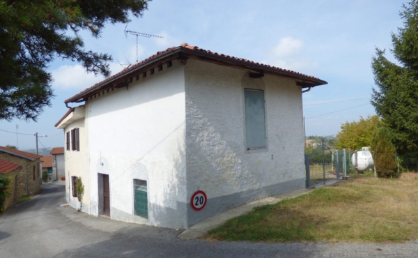 CASCINA VENDITA LANGHE (6)