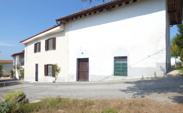 CASCINA VENDITA LANGHE (94)