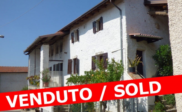 Farmhouses with 6 hectares  of land