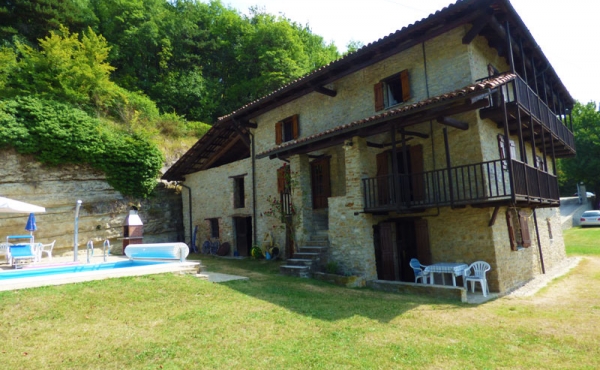 cascina a Bossolasco (51)