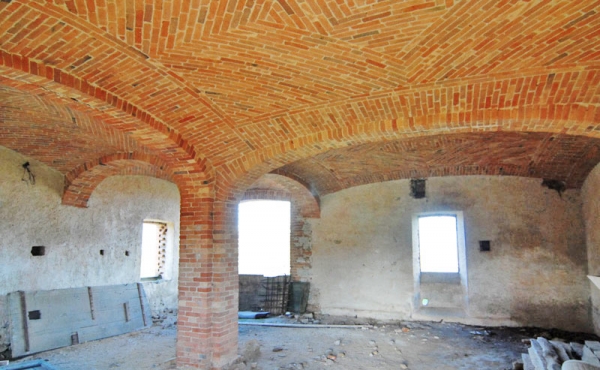 RUSTICO VENDITA LANGHE (12)