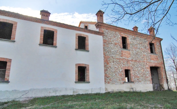 RUSTICO VENDITA LANGHE (2)