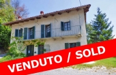 RDN008, A country home with attached land in a small Langhe hamlet 