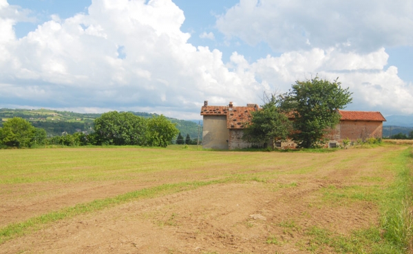 cascinale alle porte delle langhe (11)