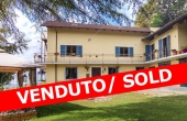 ABT001, farmhouse in the peaceful setting of the Langhe