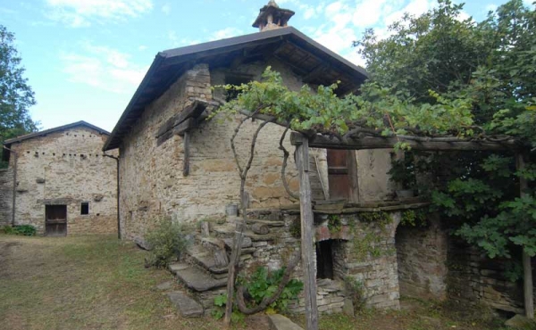 borgo in vendita langhe (37)