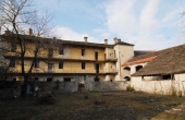 GZG001, Fabbricato Storico affacciato sulla valle e sul castello