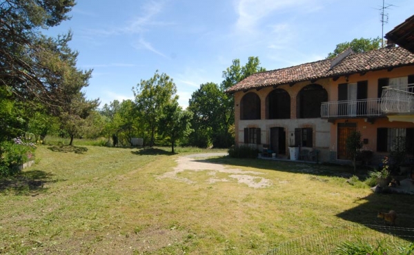 Cascina vendita langhe (42)