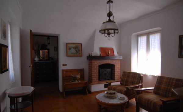 Cascina vendita langhe (24)