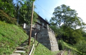 Rustici-in-pietra-con-terreno-(32)