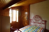 Rustici-in-pietra-con-terreno-(44)