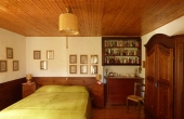 Rustici-in-pietra-con-terreno-(6)