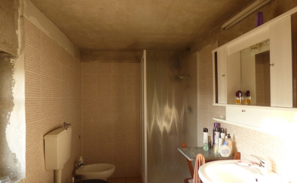 3 Rustici in pietra (58)
