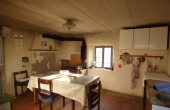 3 Rustici in pietra (56)