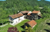 Cascina a corte con terreno (30)