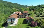 Cascina a corte con terreno (33)