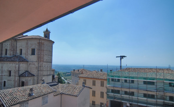 Appartamento mansardato Novello (12)