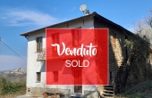 ROA001, A House with about 3 Hectares of Land in a Panoramic Location 