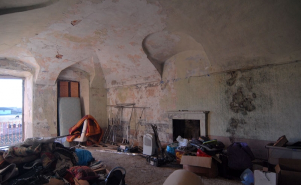 Cascina storica con terreno (35)