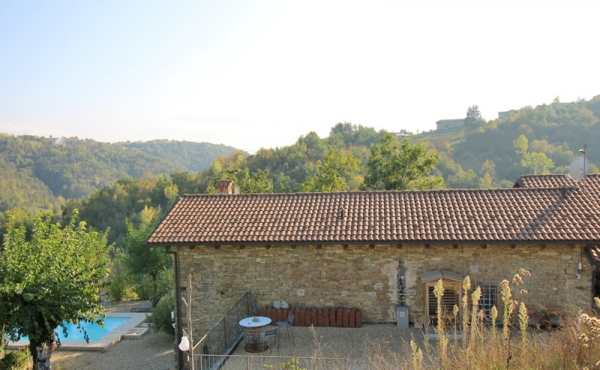 Casale prestigioso con piscina (60)