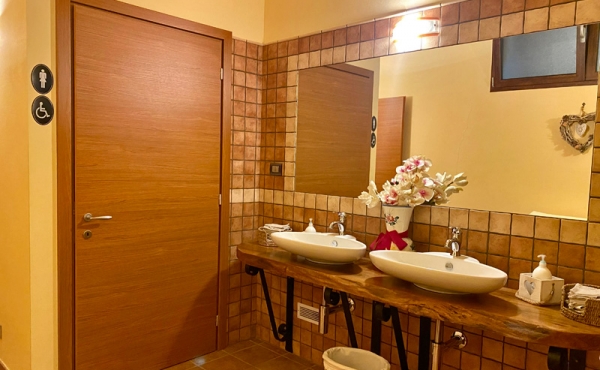 agriturismo vendita langhe (11)