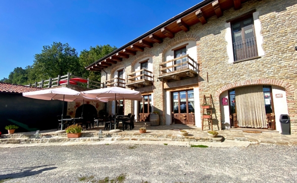 Agriturismo con vista panoramica in Alta Langa