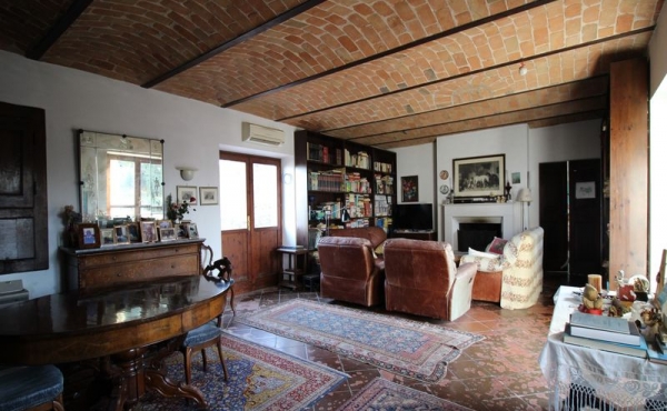 Casa_vendita_Neive (18)