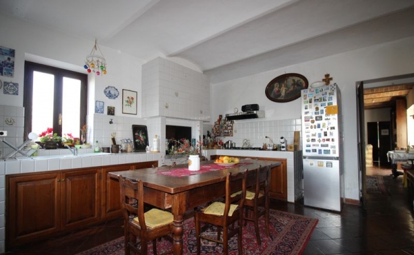 Casa_vendita_Neive (19)