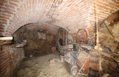Cascina ex convento con terreno (112)