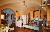 Cascina ex convento con terreno (66)