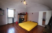 Cascina ex convento con terreno (73)