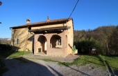 Cascina ex convento con terreno (78)