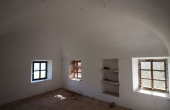 Cascina ex convento con terreno (92)