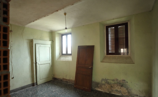 Casa in centro paese Novello (24)