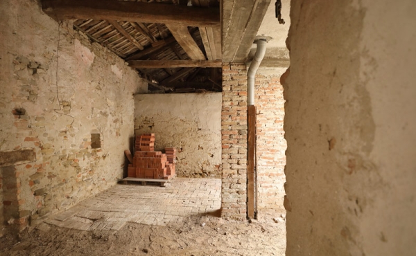 Casa in centro paese Novello (39)