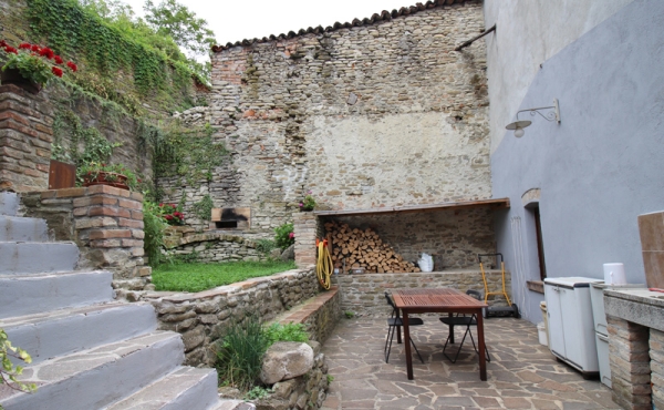 Casa in Doigliani con giardino (4)
