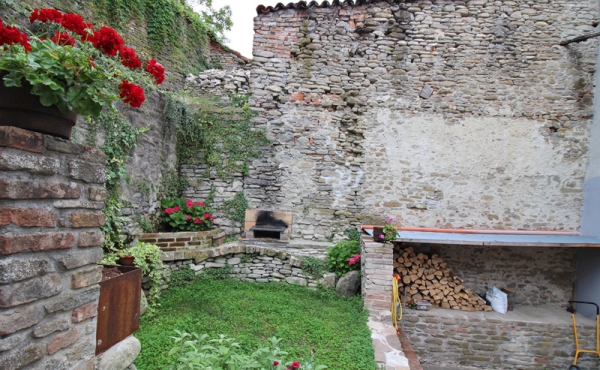 Casa in Doigliani con giardino (5)