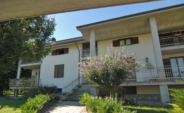 villa-vendita-langhe (135)