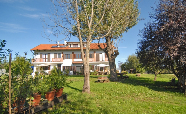 cascina-vendita-salmour (41)