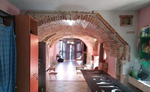 cascina ex convento con terreno (6)