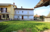 CRR006, Haus mit Garten in einem Weiler 