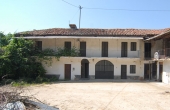 DGL148, Zwischen Dogliani und Monforte d Alba finden Bauernhaus 
