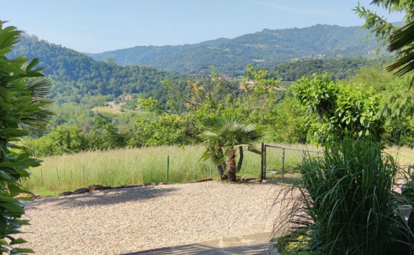 Villa indipendente con terreno (22)