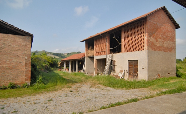 cascina-vendita-dogliani (7)