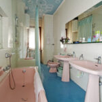 Thumbnail of http://bagno%20con%20vasca%20e%20docica